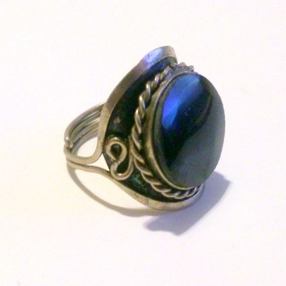 Vintage Black Onyx Boho Inspired Adjustable Silver Tone Ring - Picture 2 of 4